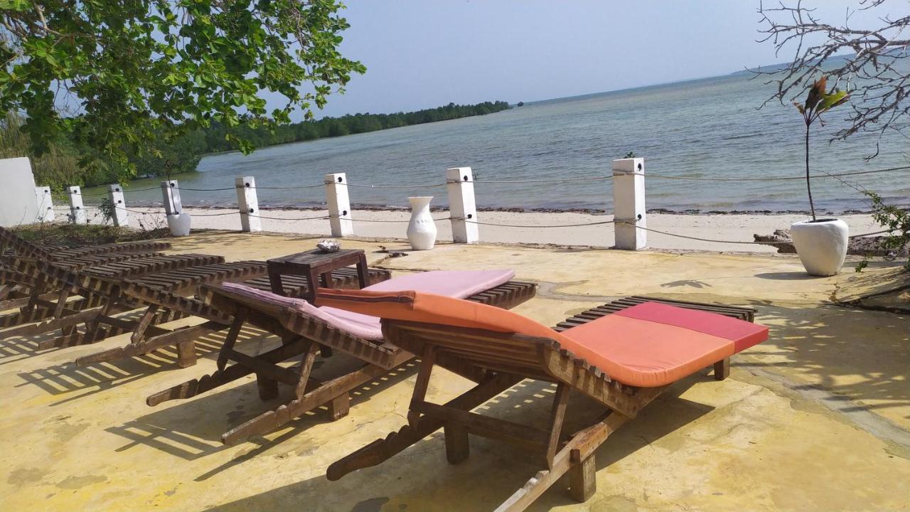 Menai Bay Beach Bungalows Unguja Ukuu Buitenkant foto