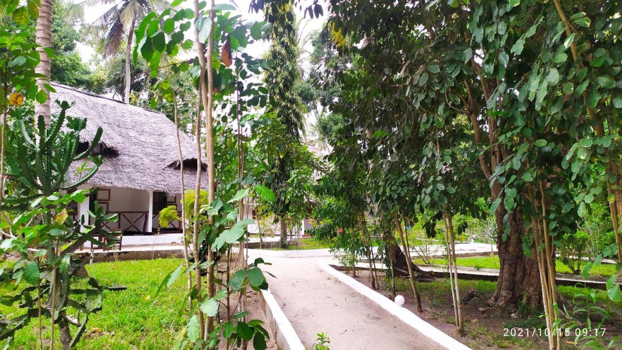 Menai Bay Beach Bungalows Unguja Ukuu Buitenkant foto