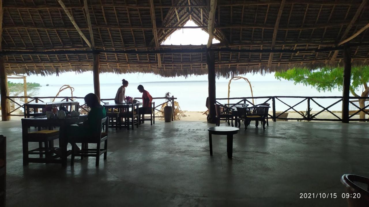 Menai Bay Beach Bungalows Unguja Ukuu Buitenkant foto