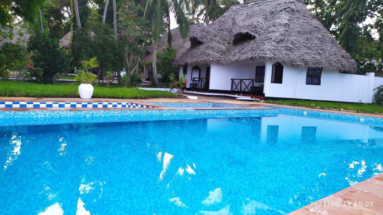 Menai Bay Beach Bungalows Unguja Ukuu Buitenkant foto