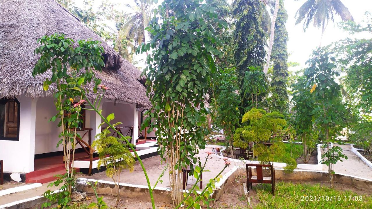 Menai Bay Beach Bungalows Unguja Ukuu Buitenkant foto