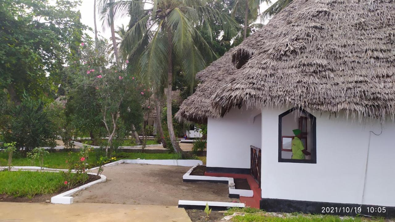 Menai Bay Beach Bungalows Unguja Ukuu Buitenkant foto