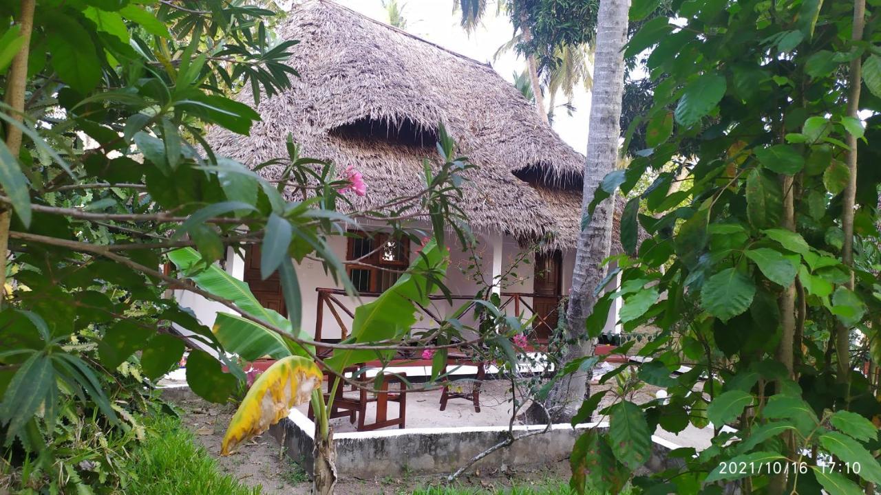 Menai Bay Beach Bungalows Unguja Ukuu Buitenkant foto