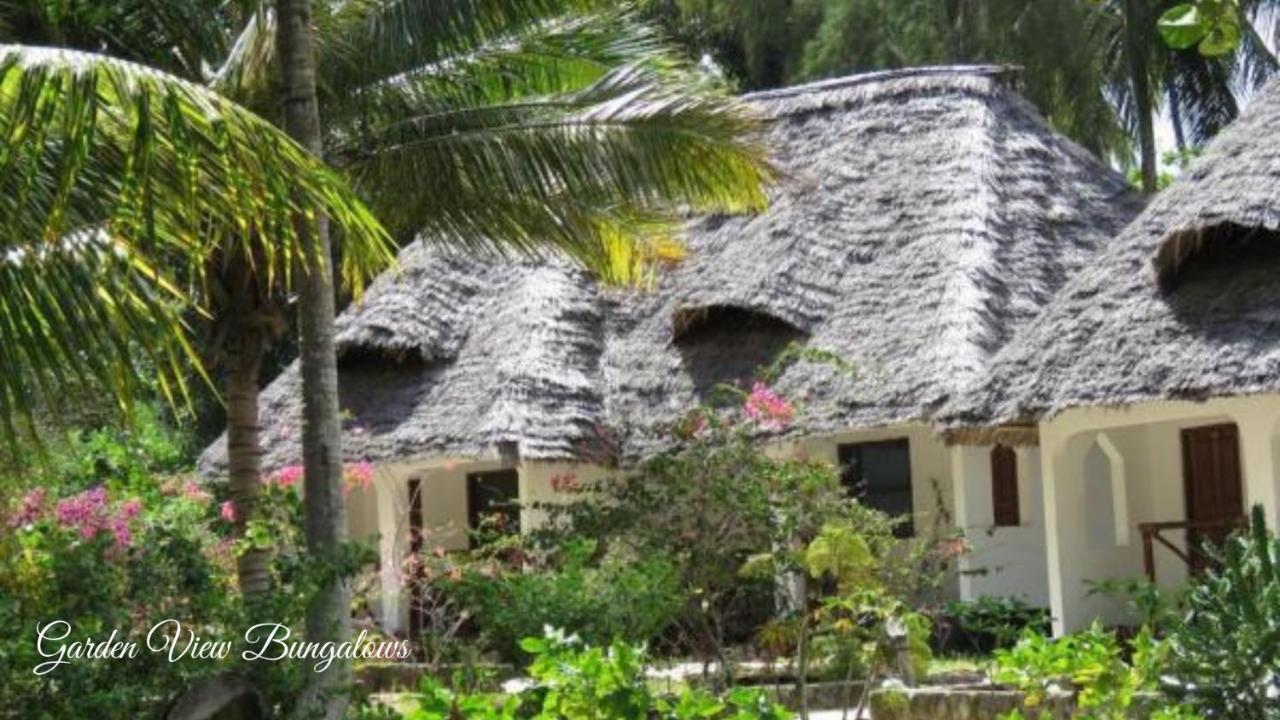 Menai Bay Beach Bungalows Unguja Ukuu Buitenkant foto